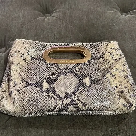 Michael Kors snake skin clutch - Picture 3 of 7